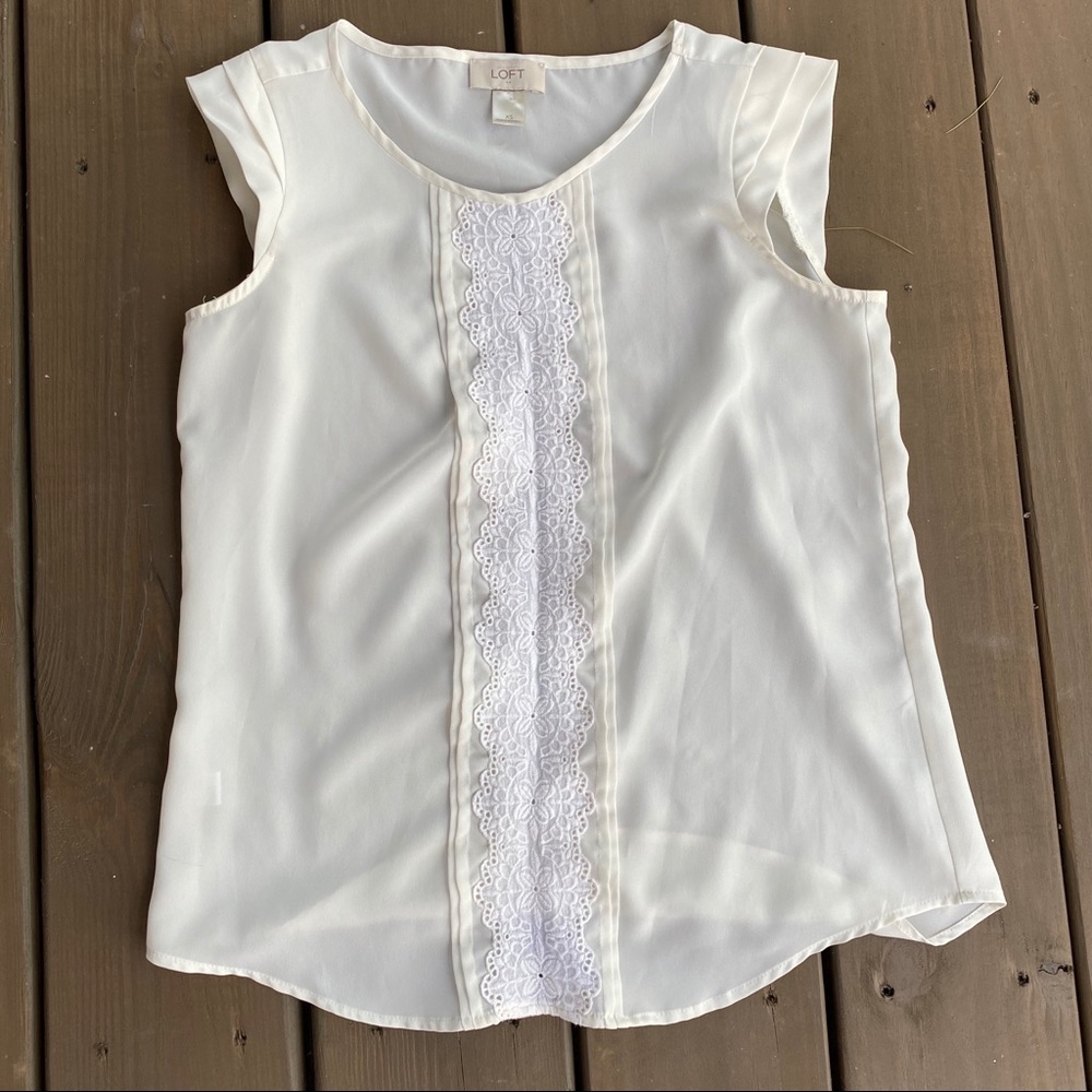 Anne Taylor LOFT sleeveless silky blouse
